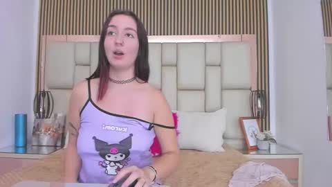 Cherry Mew and jean online show from 10/09/25, 06:55