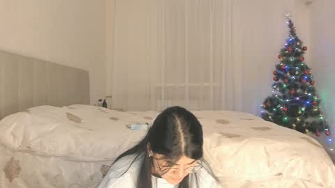 Snapshot of cherry_misaki chatting on 12/18/24, 06:35 misaki online show from 12/18/24, 06:35
