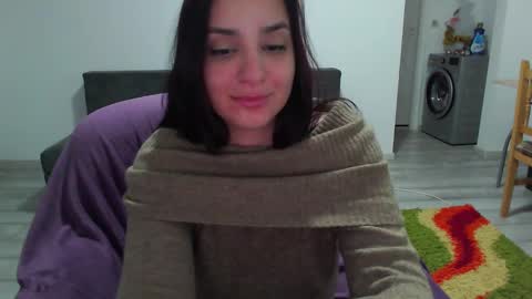 Sherry online show from 03/05/25, 03:29
