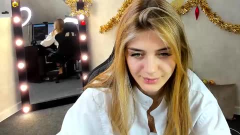 Snapshot of cherry_pr1ce chatting on 01/08/25, 06:31 cherry_pr1ce online show from 01/08/25, 06:31