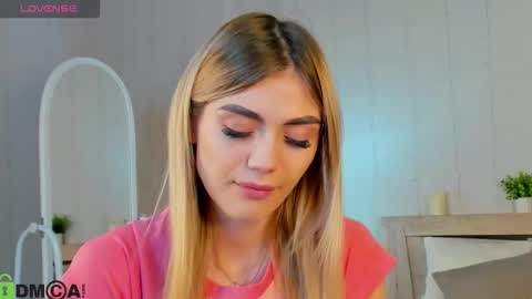 Snapshot of cherry_pr1ce chatting on 10/05/25, 11:57 cherry_pr1ce online show from 10/05/25, 11:57