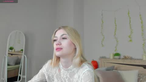 cherry_pr1ce online show from 05/20/26, 10:49