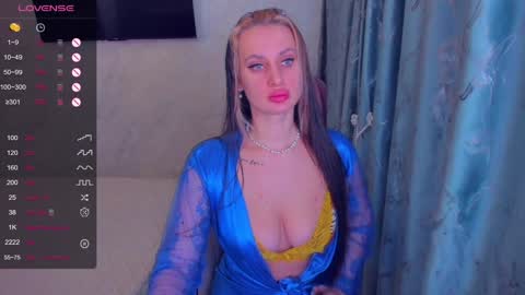 cherry_starrr online show from 01/11/25, 06:24