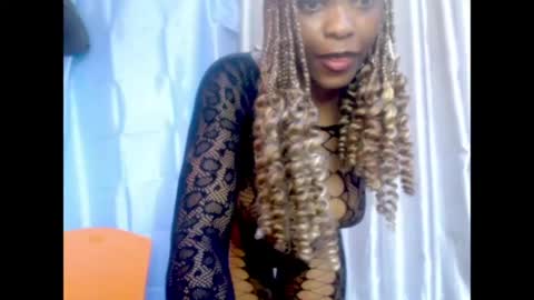 Sophie online show from 07/04/26, 04:57