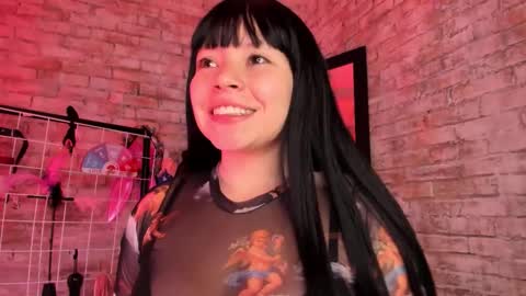     online show from 10/27/25, 12:09