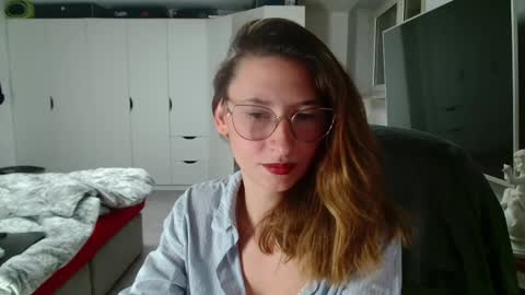 Snapshot of cherryangle chatting on 02/20/26, 05:15 Leonie online show from 02/20/26, 05:15