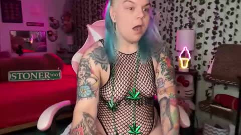 CherryBombBomb online show from 04/19/26, 05:29
