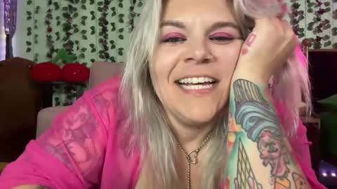 CherryBombBomb online show from 05/31/26, 06:10