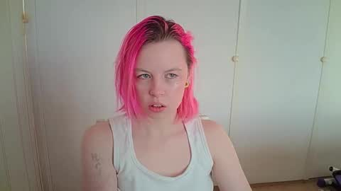cherrybaby_0 online show from 01/07/26, 09:34