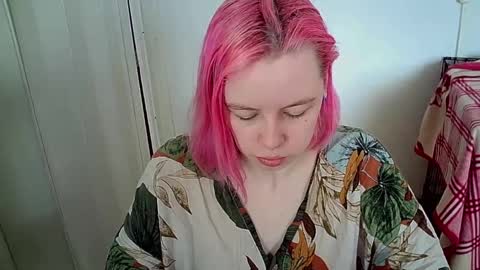 cherrybaby_0 online show from 04/05/26, 08:55