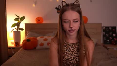 Snapshot of cherryblossom224 chatting on 10/25/25, 08:47 Alisha online show from 10/25/25, 08:47