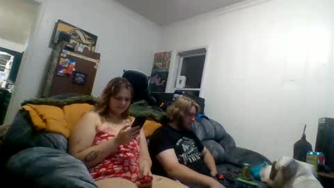 Snapshot of cherrybomb454 chatting on 10/04/25, 12:41 cherrybomb454 online show from 10/04/25, 12:41