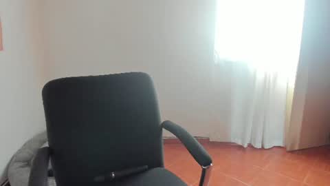 Snapshot of cherrybr_ chatting on 06/19/26, 03:16 Cherry Lady online show from 06/19/26, 03:16