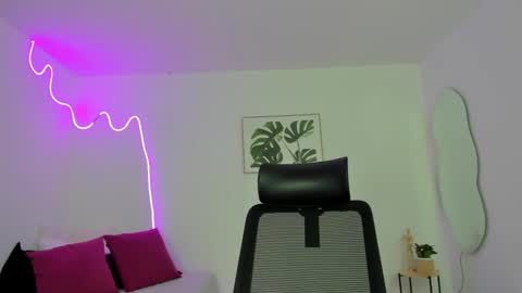 C H E R R Y online show from 09/26/25, 11:58