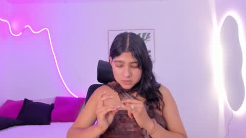 C H E R R Y online show from 10/17/25, 10:18