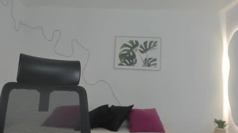 C H E R R Y online show from 10/25/25, 12:02