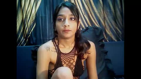 leah online show from 01/10/25, 08:51