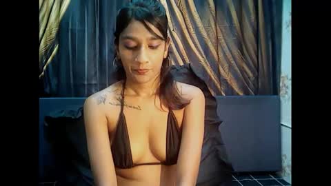 leah online show from 01/10/25, 11:54