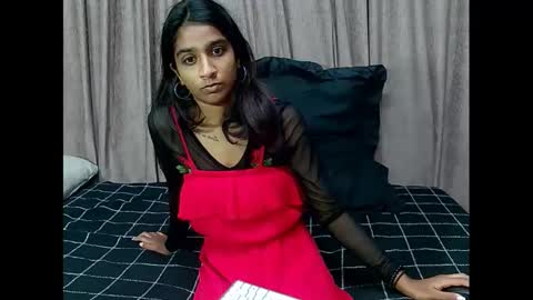 leah online show from 01/21/25, 05:05