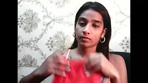 leah online show from 02/12/25, 05:37