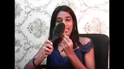 leah online show from 02/27/25, 12:23