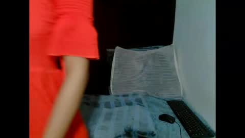 leah online show from 09/10/25, 11:54