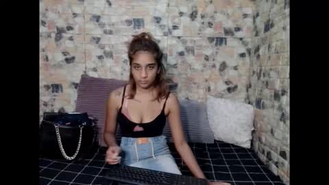 leah is the name online show from 02/07/26, 04:38