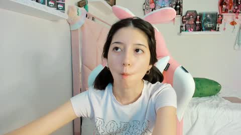 cherrycute666 online show from 12/08/24, 02:52