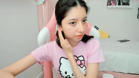 cherrycute666 online show from 01/24/25, 10:08