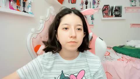 Snapshot of cherrymafer666 chatting on 10/19/25, 09:26 cherrycute666 online show from 10/19/25, 09:26