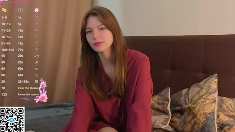 Loise online show from 11/30/25, 05:17