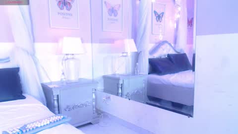 Snapshot of cherryposse chatting on 10/15/25, 08:20 cherryposse  online show from 10/15/25, 08:20