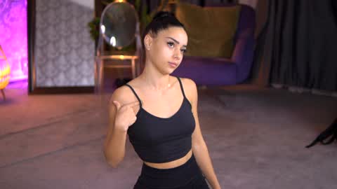 Selena online show from 01/04/25, 07:55