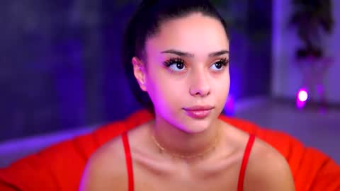 Selena online show from 09/29/25, 07:08