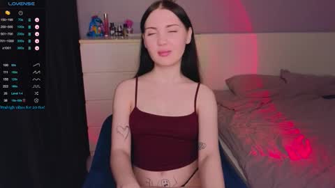 Snapshot of cherrystoun chatting on 10/18/25, 10:32 Katrine online show from 10/18/25, 10:32