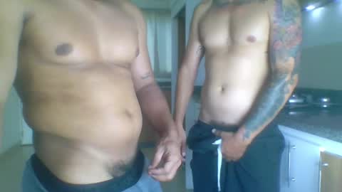 Snapshot of cherryvibes69 chatting on 03/12/26, 01:01 --- online show from 03/12/26, 01:01