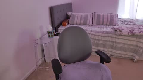 Cheravona   CherryVonFairy online show from 10/15/25, 06:08