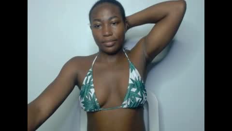 Snapshot of cherrywetpussy chatting on 04/28/26, 08:47 cherrywetpussy online show from 04/28/26, 08:47