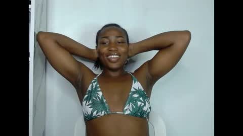 Snapshot of cherrywetpussy chatting on 06/10/26, 12:44 cherrywetpussy online show from 06/10/26, 12:44