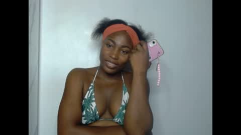 Snapshot of cherrywetpussy chatting on 06/11/26, 12:43 cherrywetpussy online show from 06/11/26, 12:43