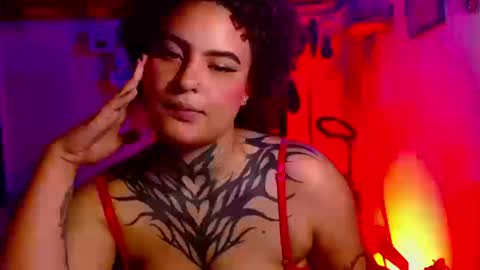 Snapshot of cherrywix chatting on 09/23/25, 05:38 cherrywix online show from 09/23/25, 05:38