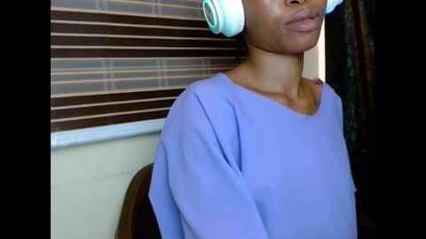 Snapshot of cherryxpussy chatting on 02/09/25, 11:04 cherryxpussy online show from 02/09/25, 11:04