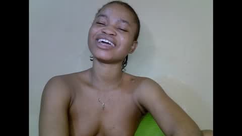 Snapshot of cherryxpussy chatting on 10/06/25, 10:56 cherryxpussy online show from 10/06/25, 10:56