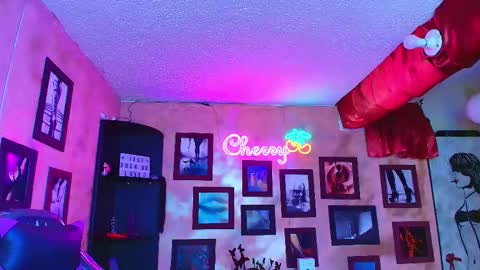 cherry online show from 10/24/25, 03:08