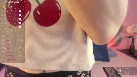 Snapshot of cherryy_boy chatting on 02/20/25, 07:19 Matias online show from 02/20/25, 07:19