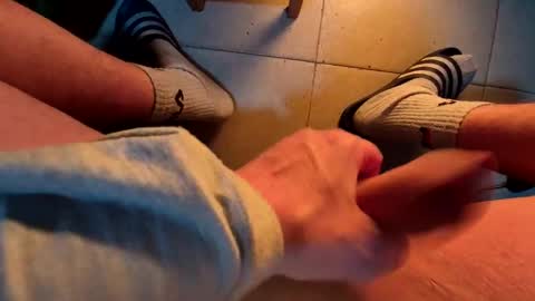 Snapshot of chevi23cm chatting on 12/04/25, 10:40 chevi23cm online show from 12/04/25, 10:40