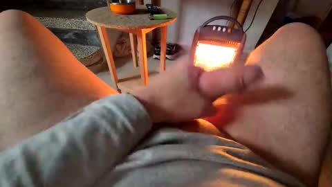 Snapshot of chevi23cm chatting on 12/05/25, 12:36 chevi23cm online show from 12/05/25, 12:36