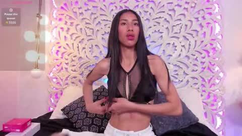 Caro  online show from 09/17/25, 11:12