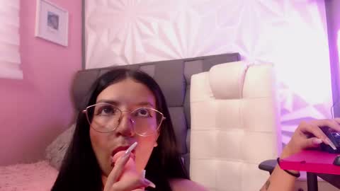 Chiara online show from 02/15/25, 08:01