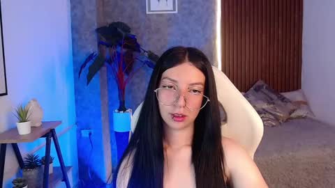 Chiara online show from 03/06/25, 08:37